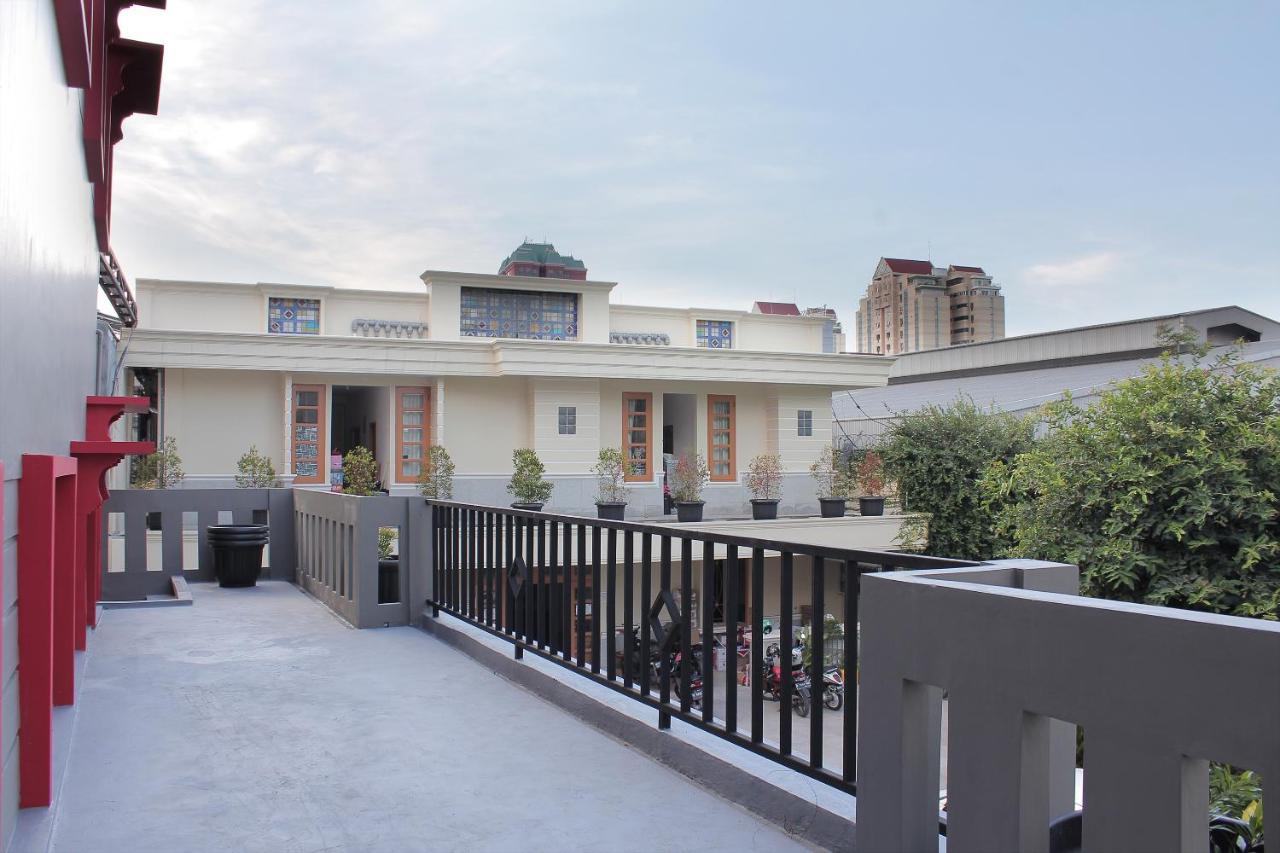 Oyo 222 M@Jayakarta Jacarta Exterior foto