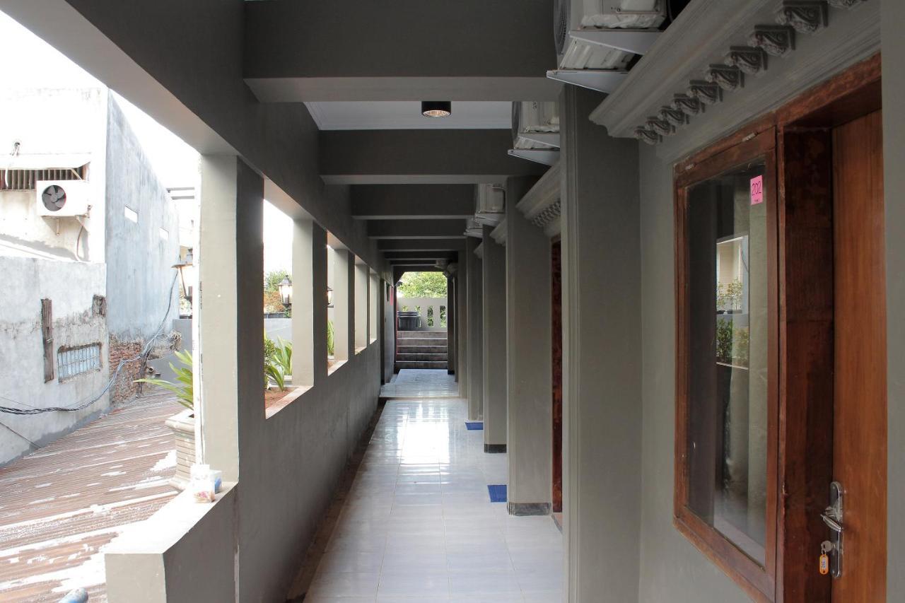 Oyo 222 M@Jayakarta Jacarta Exterior foto